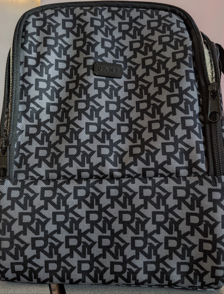 DNKY lunch bag